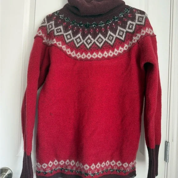 Eddie Bauer Red and Brown Cowl-neck Sweater, Wool/Mohair/Cotton/Nylon Blend. L. - Picture 4 of 10